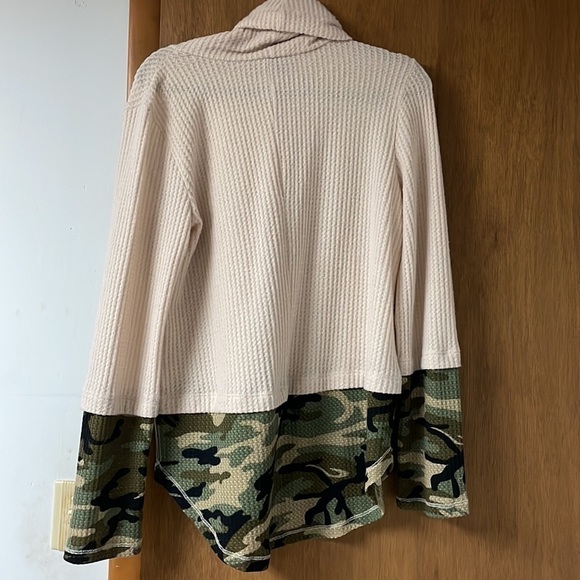 My Story size Large cowl collar waffle knit top - Picture 5 of 7